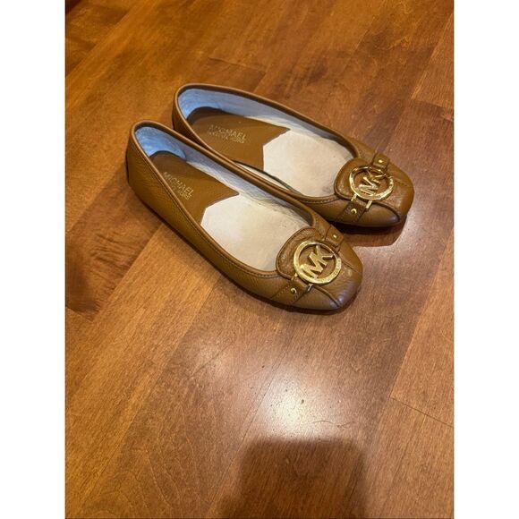Woman’s Michael Kors flats leather size 7 - Picture 1 of 6